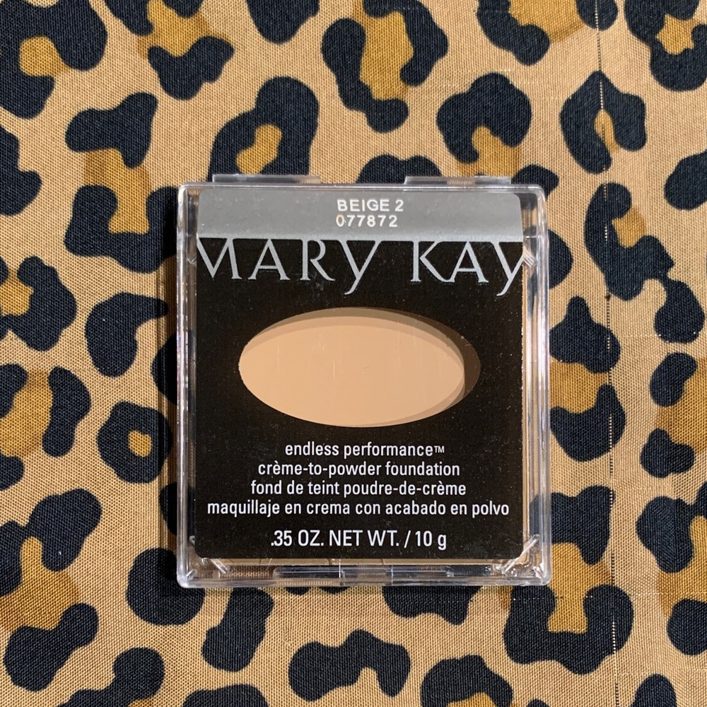 Mary Kay Beige 2 Crème-to-Powder Foundation Compact